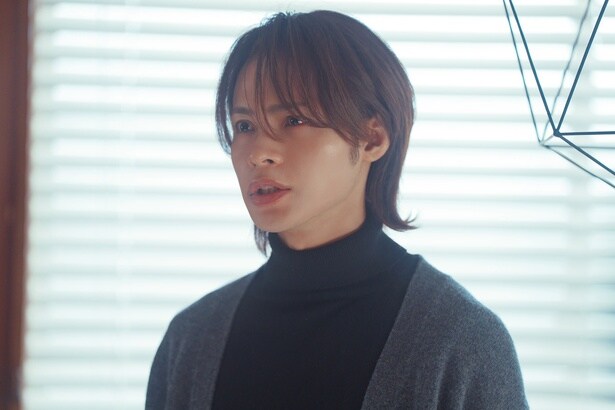 王子(上田竜也)はハル(石井杏奈)と話すことを決意する