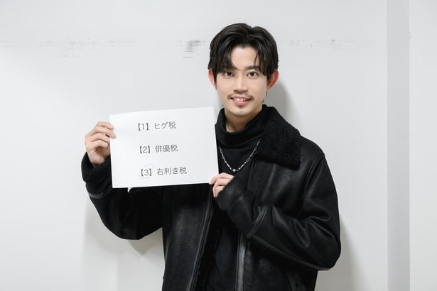 クイズに回答した高橋健介