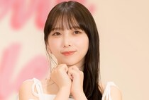 与田祐希、パジャマ姿でダブルピースするオフショットに「綾香ちゃんが映る度に癒されます」の声＜リブート＞