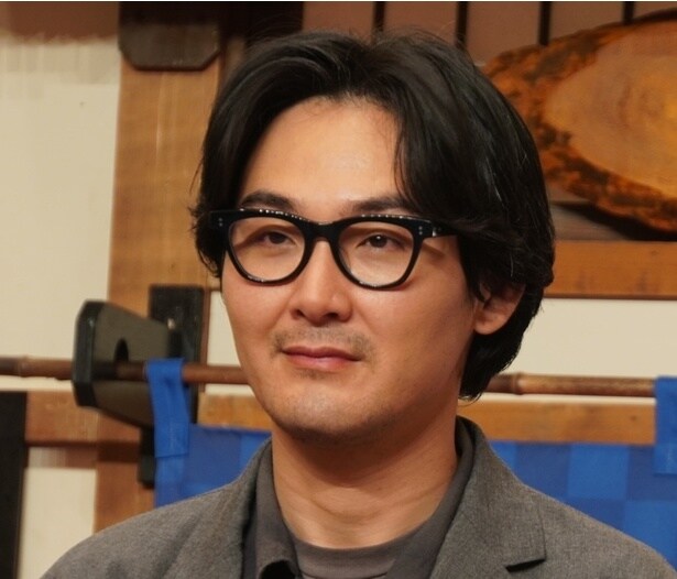 松田龍平、顔サイズの“おにぎり爆弾”手に笑顔「2もやってほしい」続編期待の声相次ぐ<探偵さん、リュック開いてますよ>