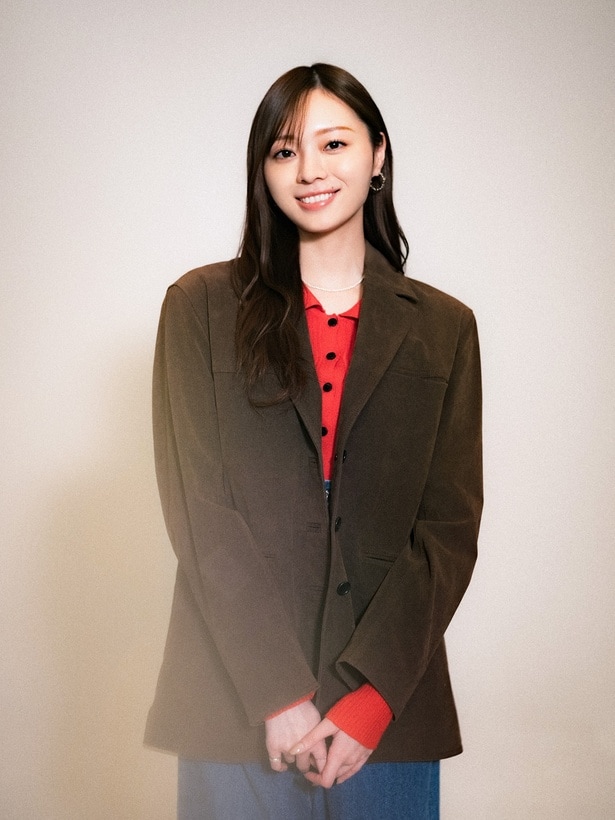 夏野千波役の梅澤美波