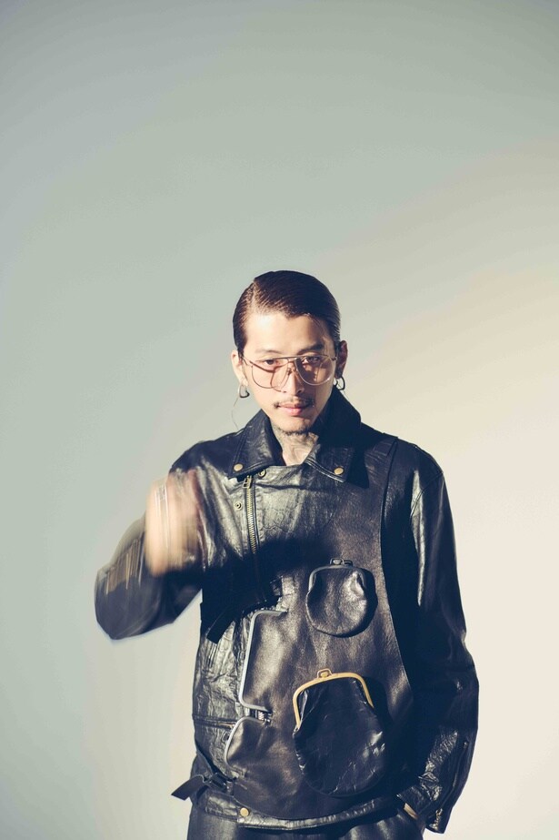 普段着ることのないモードなファッションにも挑戦　