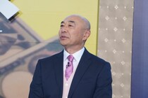 高橋克実＆いとうあさこ、ペアルック着用のオフショットに「素敵なご夫婦」「あさこ母ちゃんに思わず拍手」の声＜おコメの女＞
