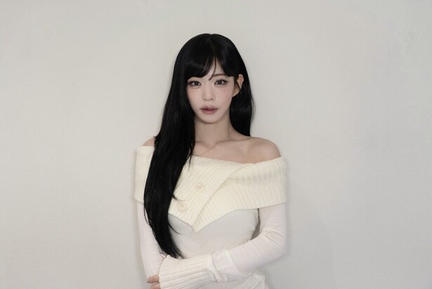 イ・チェヨン(LEE CHAEYOUNG)