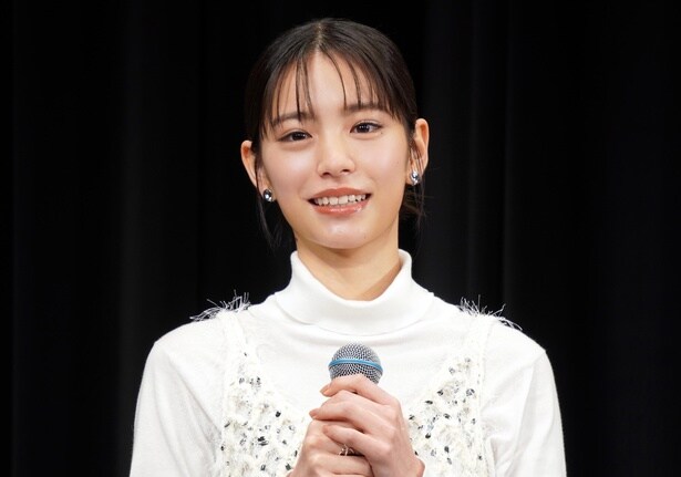 當真あみが劇場アニメ「パリに咲くエトワール」公開直前“春休み”特別試写会の舞台あいさつに登壇