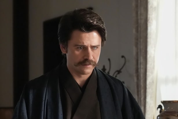 ＜明日のばけばけ＞トミー・バストウ“ヘブン”は高石あかり“トキ”を日本に残しフィリピンに旅立つことを決意する