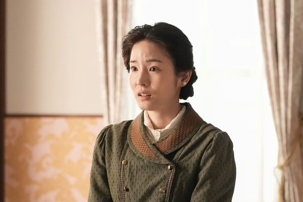 ラン(蓮佛美沙子)はトキ(高石あかり)の手本となり、なんでも相談できるよき友人となっていく