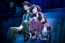 ケムリ研究室のロマンティック・コメディ「ベイジルタウンの女神」初演＆再演一挙放送　再演はテレビ初放送