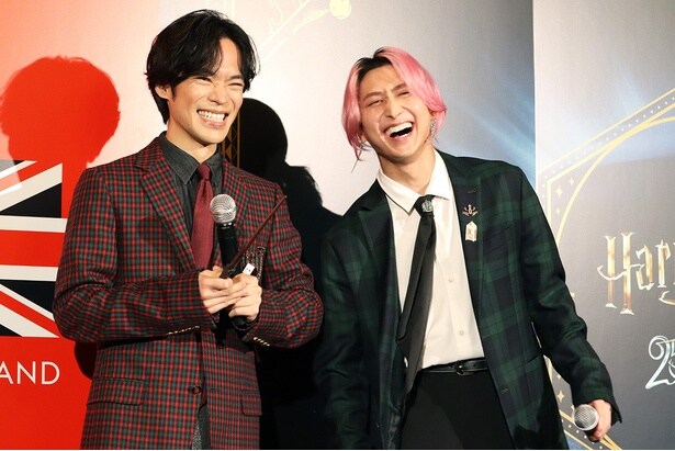 小野賢章＆Snow Man佐久間大介、仲良しぶりを発揮「休暇が合えば一緒にロンドンに行きたい」　吹き替え声優への意欲も