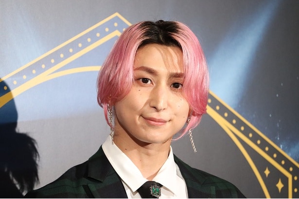 佐久間大介、Snow Manの日常会話に溶け込む“ハリー・ポッター愛”を明かす「『アクシオSnow Man！』って言って動く(笑)」