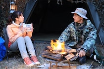 上白石萌歌“一葉”、ご機嫌な生田斗真“司”からキャンプに誘われ期待する＜パンダより恋が苦手な私たち＞