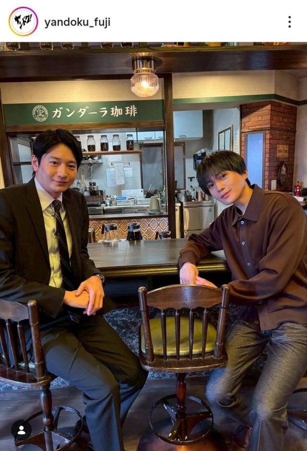 【写真】向井理&八木勇征、イケメン2人の仲良しオフショット