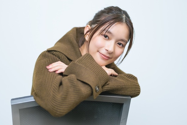芳根京子にインタビューを行った