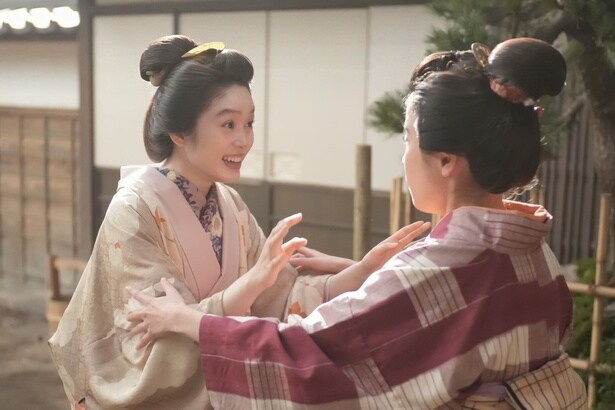 トキ(高石あかり)はサワ(円井わん)と再会する