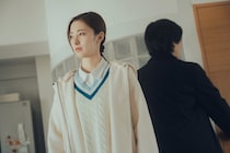 猪塚健太“省吾”が宮本茉由“菜穂”に謝罪の土下座をしたシーンに「ヤバすぎ」「半沢ですか??」と反響＜この愛は間違いですか＞