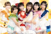 アップアップガールズ(2)・鍛治島彩、鼻リコーダーの進化Ver.“四刀流”を披露「これからも鼻で吹けるものを集めていきたい」