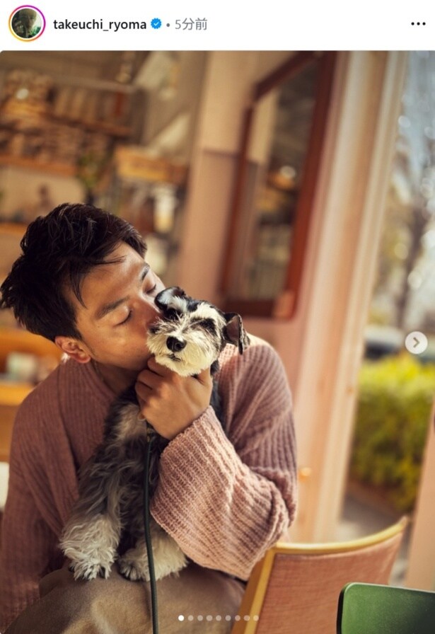 【写真】竹内涼真、愛溢れる愛犬との仲良しショットを公開