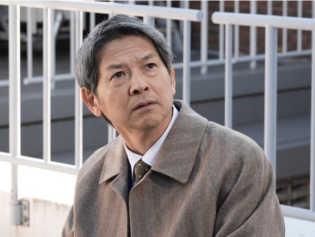 安藤(緒形直人)は警察内部の動きを敏感に察知する