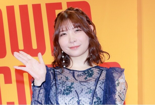 “2.5次元モデル”あまつまりな、グラビアでのこだわりは「想像してもらえるような写真にできたら」