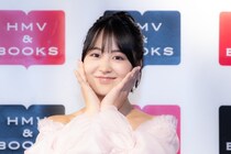 福井梨莉華がカレンダーで見せるマーメイド姿や幻想的なカット「去年は一回もやっていないような私」