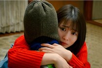 志田未来“未来”、天野優“颯太”との別れを前に最後のハグ「ママに会いに来てくれてありがとう」＜未来のムスコ＞