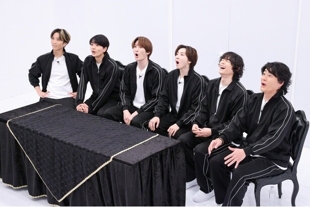 ＜6SixTONES＞第2弾の放送日が決定　SixTONESが巨大プレゼントBOXに閉じ込められ、祝われるはずが全力で体を張る展開に