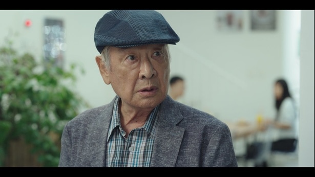 重厚な役からコミカルな役まで演じ、バラエティでも人気を博した