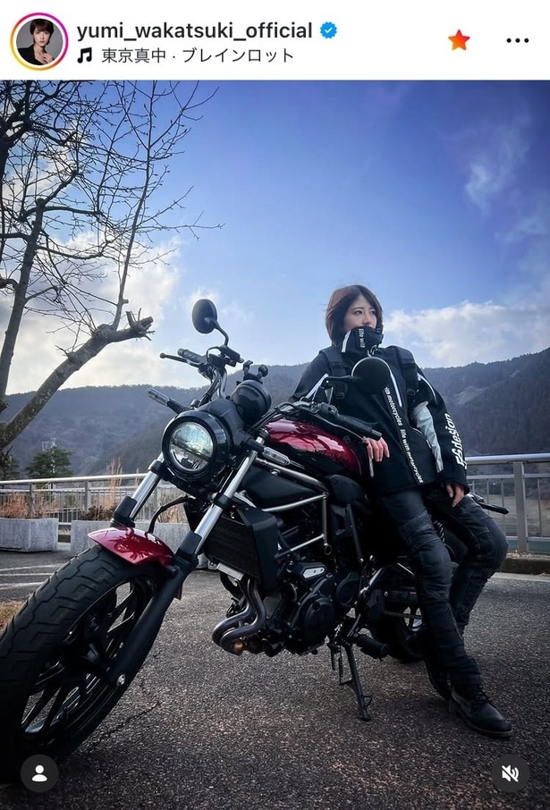 【写真】「最高に優しい相棒」…若月佑美、元乃木坂46樋口日奈とのバイク女子の絆