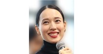 戸田恵梨香&山口紗弥加&野呂佳代、ギャルポーズ披露の仲良しオフショットに「恵梨香様スタイル良すぎ」の声＜リブート＞