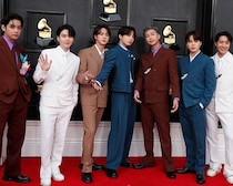 BTS“完全体”ついにカムバック…ARMYへの感謝忘れず“軍白期”も作品を届け続けた世界的スターの葛藤と栄光の軌跡