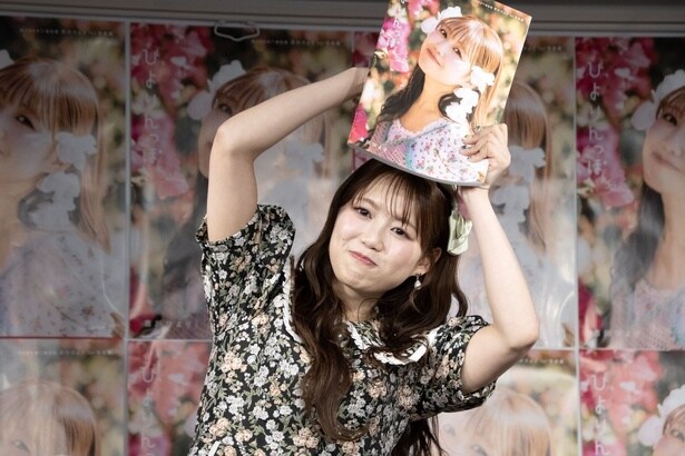 「超ときめき宣伝部 吉川ひより 1st写真集 ひよりんっぽ」発売記念イベントより
