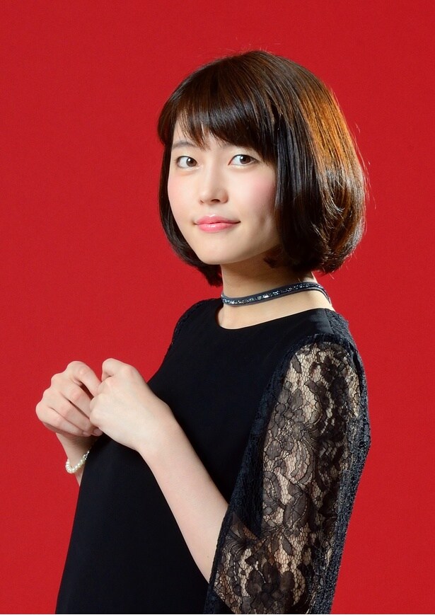 ハル役・千本木彩花