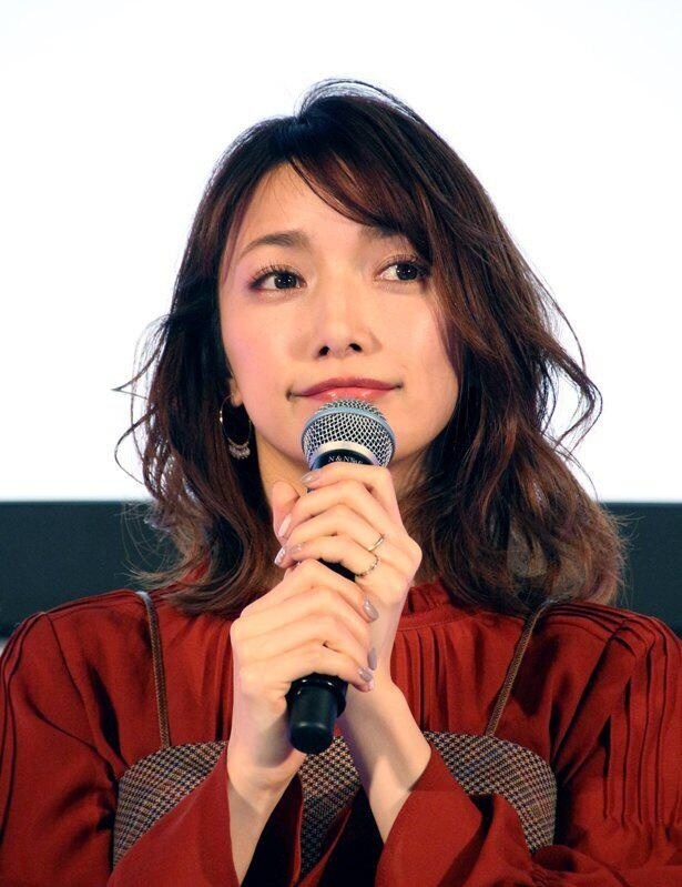 「推しと推しがツーショット」…後藤真希、TWICE・モモと仲良しフォトに「二人ともかわいい〜」の声