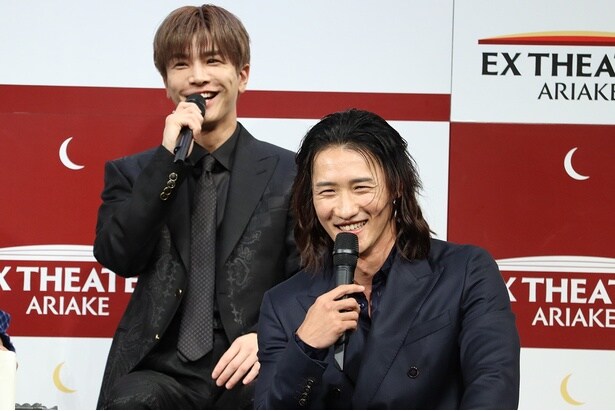 Snow Man岩本照がミュージカル初挑戦の岩田剛典に真剣アドバイス「ライブとかと違って消費カロリーが結構激しい」