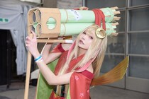 「超かぐや姫！」かぐやに扮するコスプレイヤー「変形可能な“竹ハンマー”は自作で用意しました」＜ワンフェス2026[冬]＞