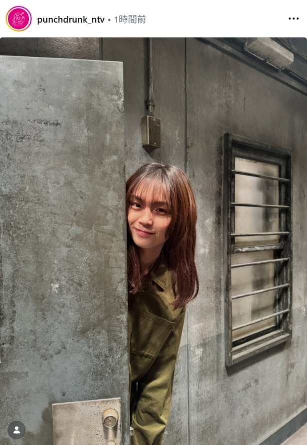 【写真】ONE N' ONLY・沢村玲、扉から“ひょっこり”顔を出してにっこりショット