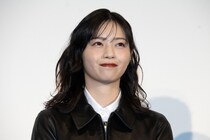 西野七瀬、菅野美穂から山時聡真への“卒業証書”授与に感動「なんか先生みたいな気持ちで見てました」＜90メートル＞