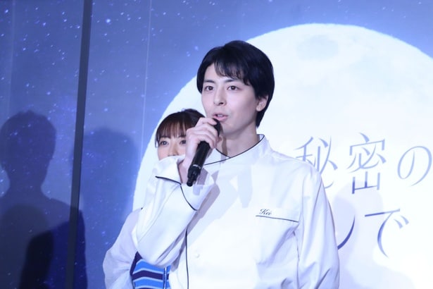 高杉真宙が“二刀流”の包丁さばきを披露「練習を“させられて”向上しました(笑)」＜今夜、秘密のキッチンで＞
