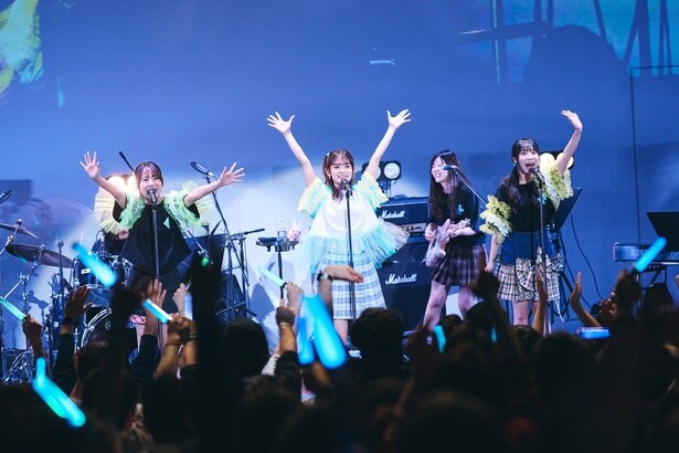 【写真】ゲスト出演した葉山風花、綾咲穂音との3ショット