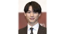 福士蒼汰ら、珍しい組み合わせの4人で笑顔のショット　「本編でもこんな笑顔が見たい」の声＜東京P.D.＞