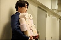 Snow Man・宮舘涼太の“ユーモア”に臼田あさ美「本番直前に笑いを堪えられなくなることも」＜ターミネーターと恋しちゃったら＞