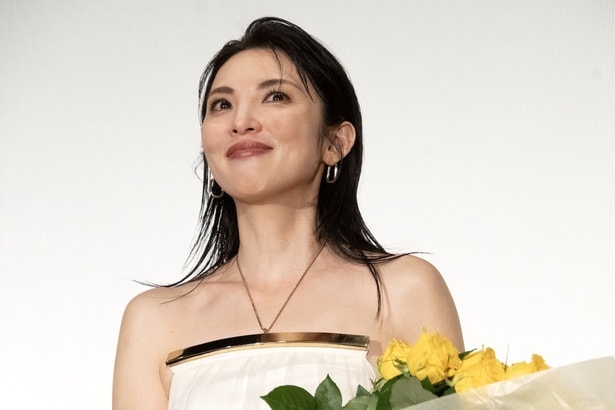 宣伝スタッフからの手紙に思わず涙が溢れる田中麗奈