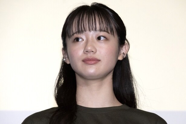 杉野ゆかり役の中島瑠菜