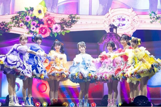 2周年公演「SWEET STEADY 2nd ANNIVERSARY LIVE『SWEET STEP』」より
