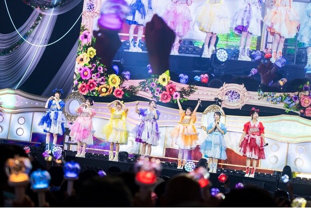 2周年公演「SWEET STEADY 2nd ANNIVERSARY LIVE『SWEET STEP』」より