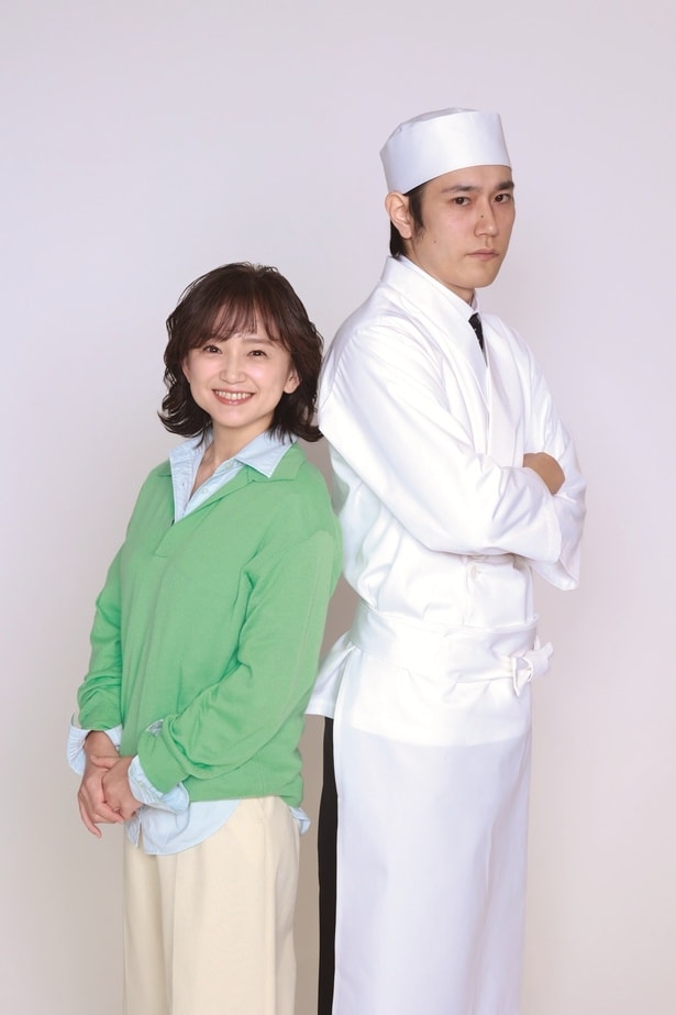 火曜ドラマ「時すでにおスシ!?」に出演する永作博美と松山ケンイチ