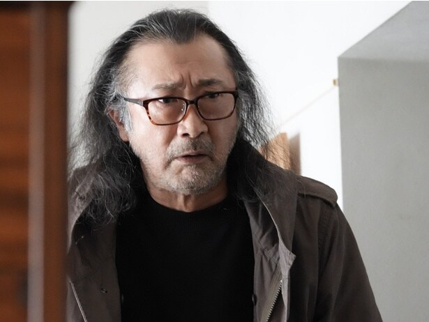 真犯人・大沼(大塚明夫)は自分を真犯人として認めろと要求する