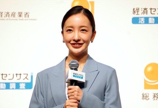 イベントに登場した板野友美
