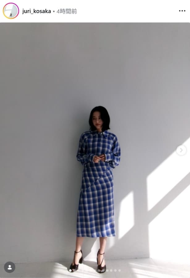 【写真】上坂樹里、ワンピース＆ヒールの大人っぽいコーディネート