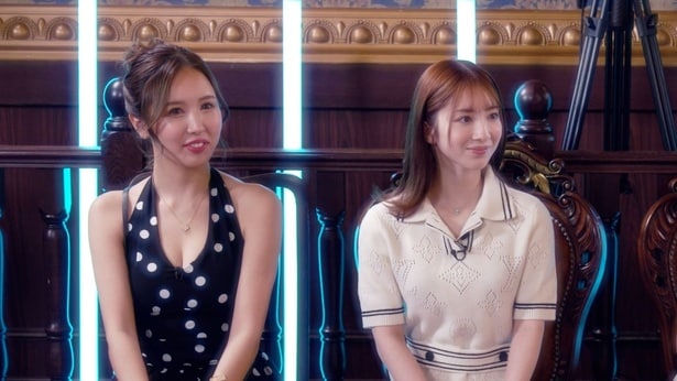 (写真左より)藤咲ひなた(UNJOUR東京)、妃りこ(UNJOUR東京)